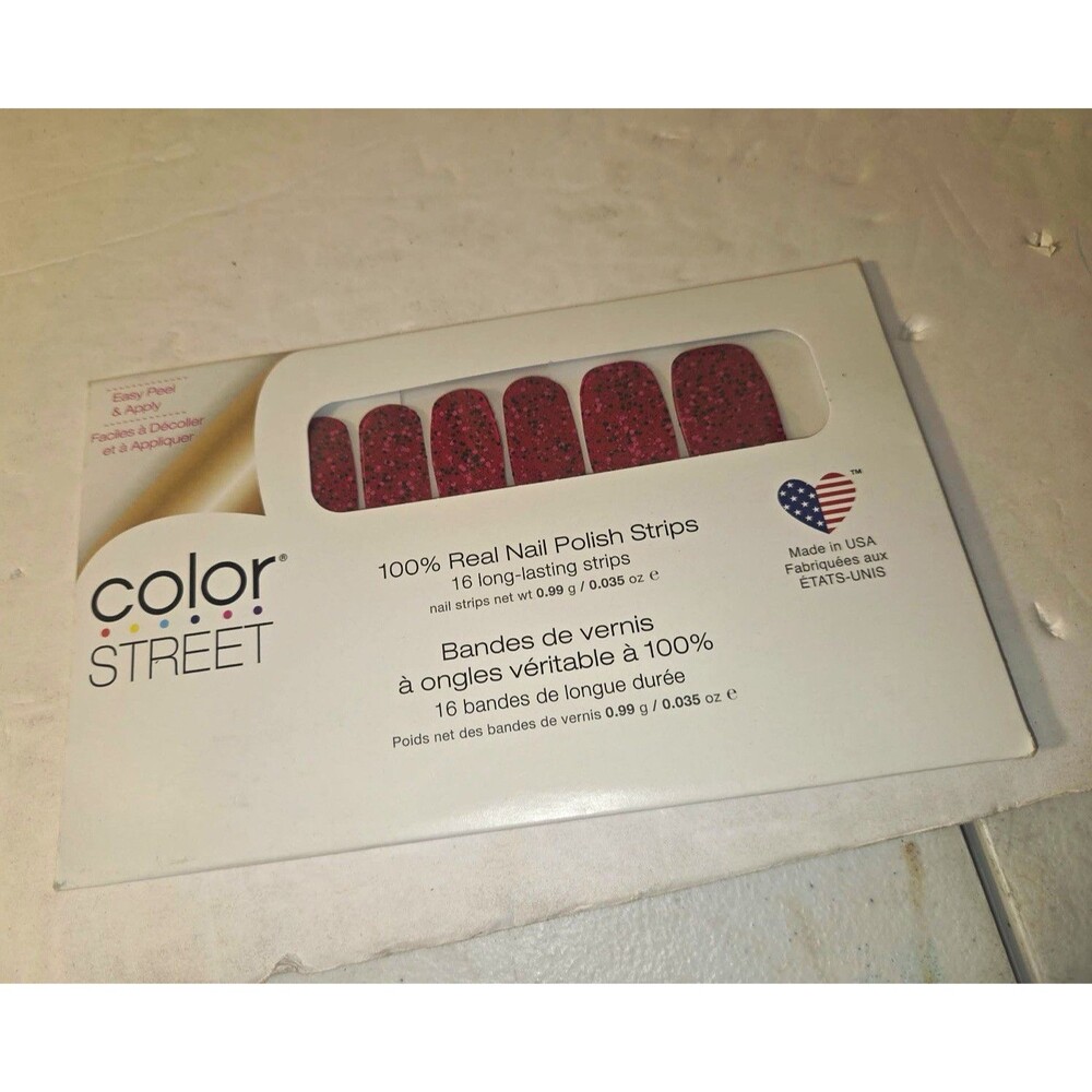 Color Street Press-On Nail Polish Strips Red Black Glitter Head Over Claws